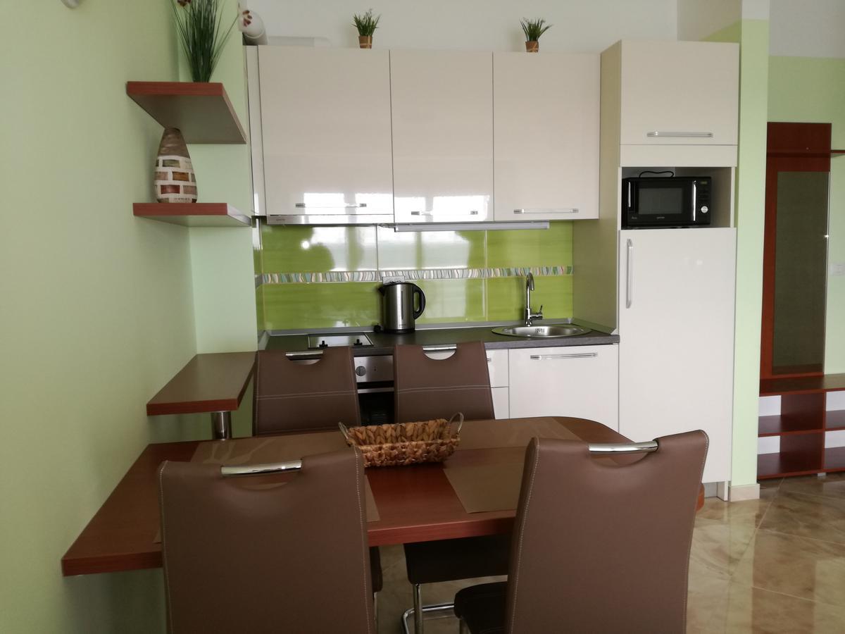 Apartment Sea Space 3 Dobra Voda Exterior photo